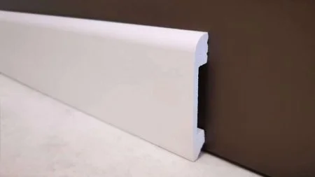 Плинтус Solid UHD 05/80 (80х13х2400 мм) в Уфе