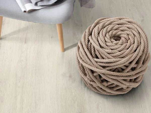 Ламинат Egger PRO 8/33 4V Дуб Кортина белый EPL034 в Уфе