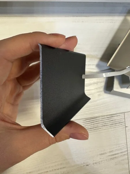 Алюминиевый плинтус Bonkeel ПЛ80 515л Черный (78,5х11,2х2500мм) в Уфе