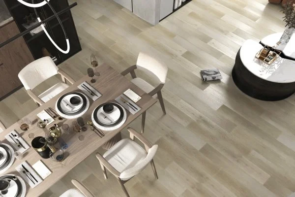 Кварц-виниловая плитка Refloor Fargo Comfort 1166-02 Дуб Спелый Миндаль (Градиент) в Уфе